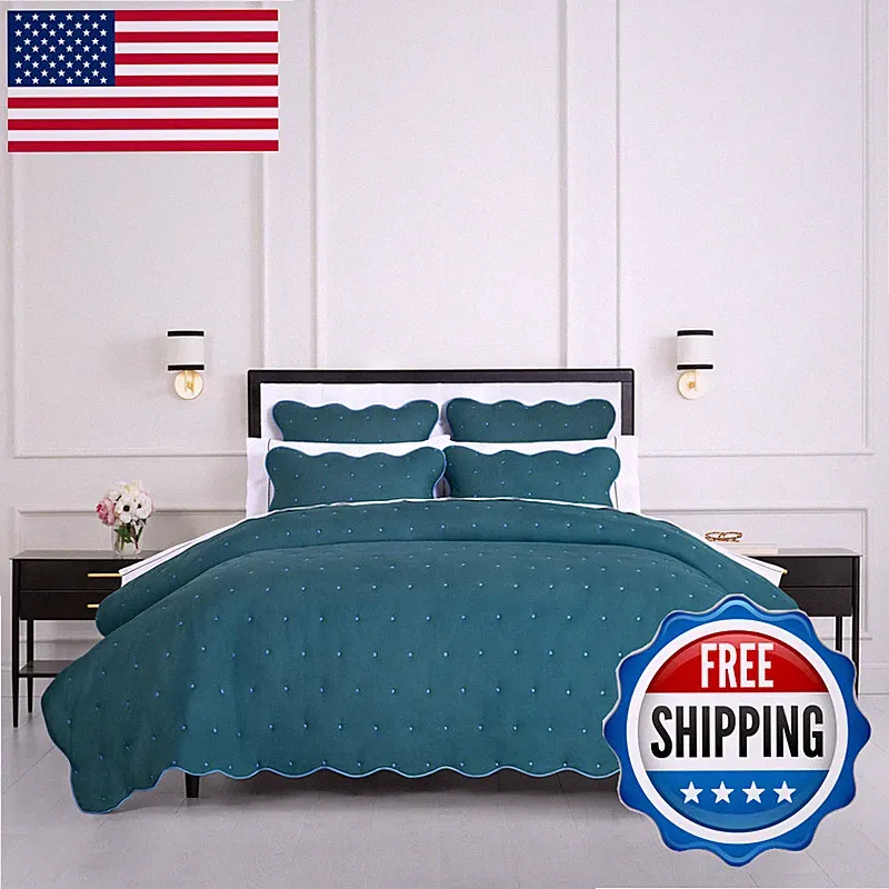 Kate Spade New York Kate Spade York Scalloped Edge 3-Piece King Quilt Bedding