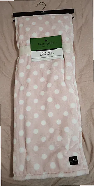 kate spade new york Lia Dot Plush Throw Blanket Polka Dot Pink/White 60x70