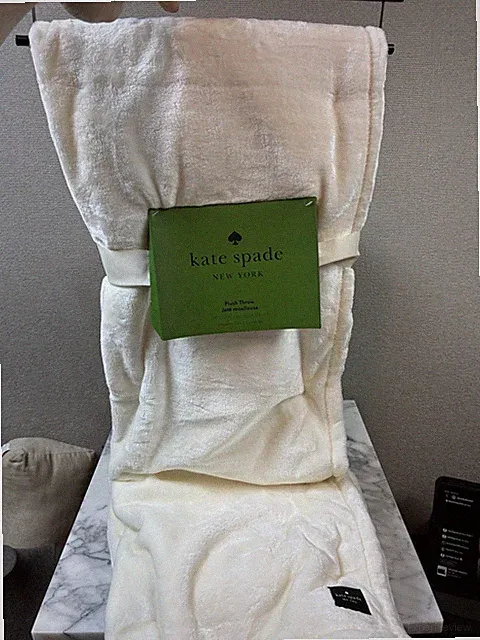 Kate Spade Plush Fleece Throw In Marshmallow Cream Color - 60” X 70” Brand New